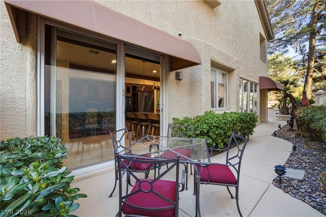 8271 Turtle Creek Circle, Las Vegas, NV 89113