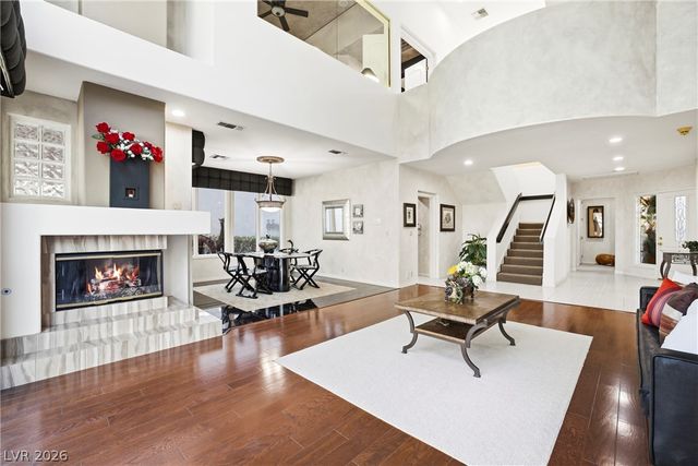 8271 Turtle Creek Circle, Las Vegas, NV 89113