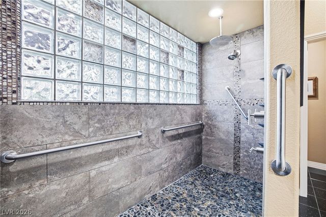 8271 Turtle Creek Circle, Las Vegas, NV 89113