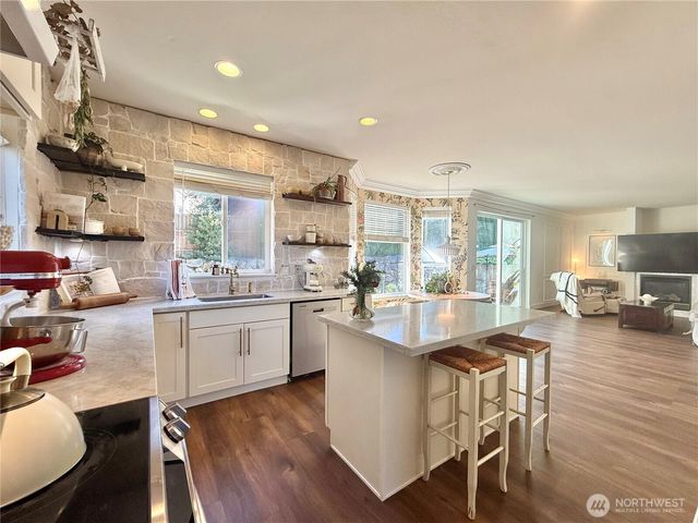 6214 Perry Avenue SE, Auburn, WA 98092