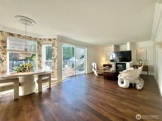6214 Perry Avenue SE, Auburn, WA 98092
