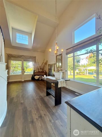 6214 Perry Avenue SE, Auburn, WA 98092