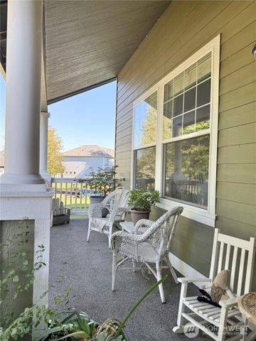 6214 Perry Avenue SE, Auburn, WA 98092