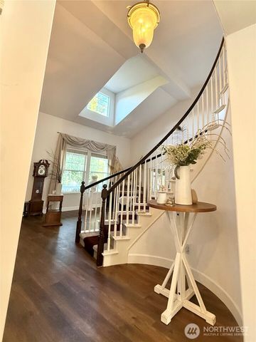6214 Perry Avenue SE, Auburn, WA 98092