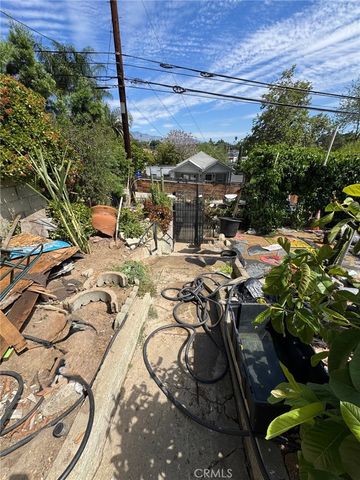 817 Terrace 49, Los Angeles, CA 90042