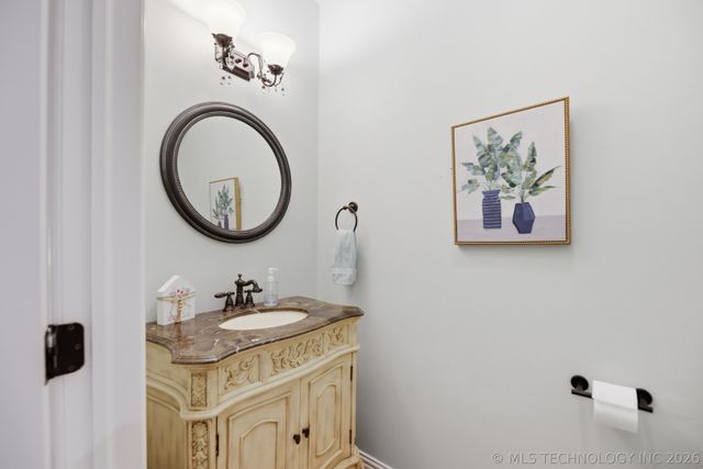 7725 S Frisco Avenue, Tulsa, OK 74132