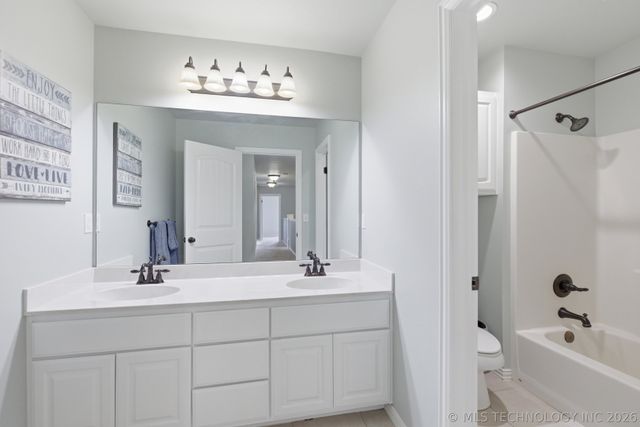 7725 S Frisco Avenue, Tulsa, OK 74132