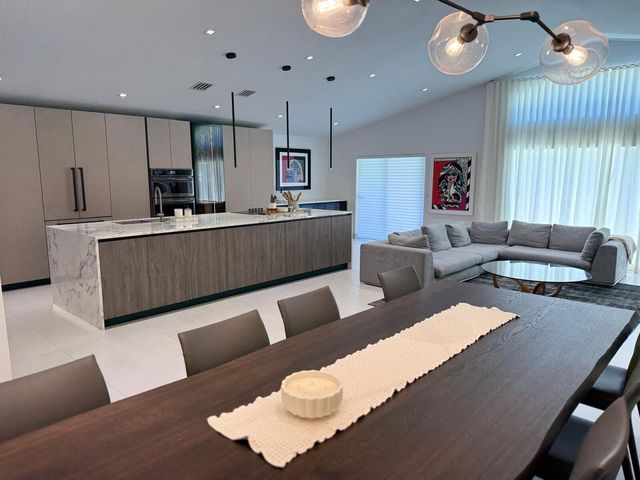 3380 SW 50th Street, Hollywood, FL 33312
