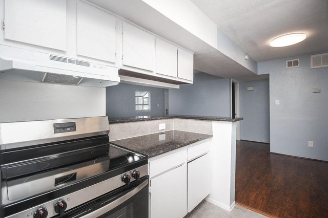 10603 S Wilcrest Drive 41, Houston, TX 77099