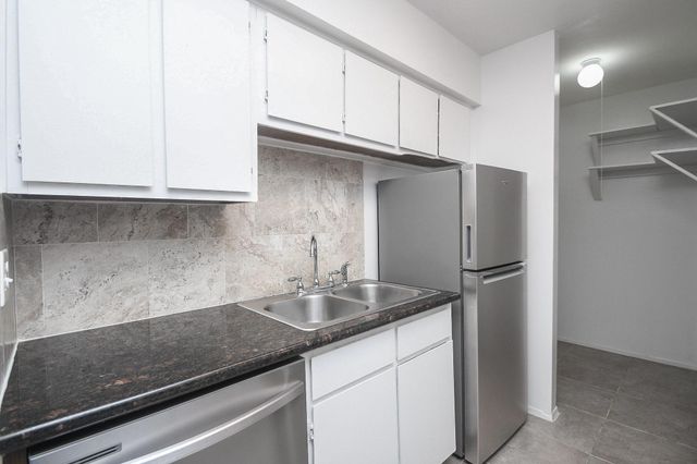 10603 S Wilcrest Drive 41, Houston, TX 77099