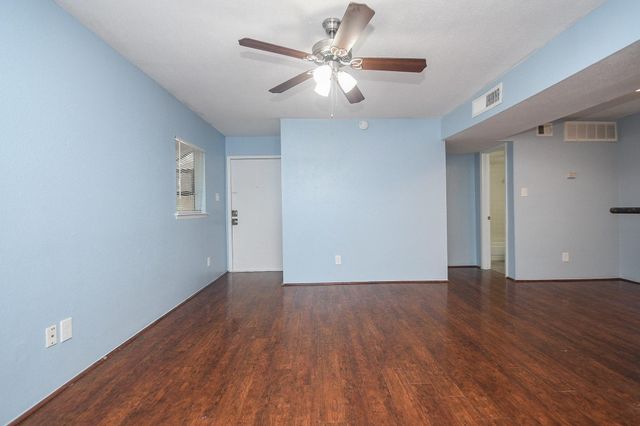 10603 S Wilcrest Drive 41, Houston, TX 77099