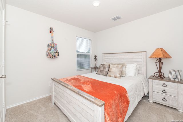 936 GERARDIA CT, Seguin, TX 78155
