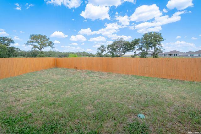 936 GERARDIA CT, Seguin, TX 78155