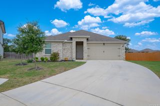 936 GERARDIA CT, Seguin, TX 78155