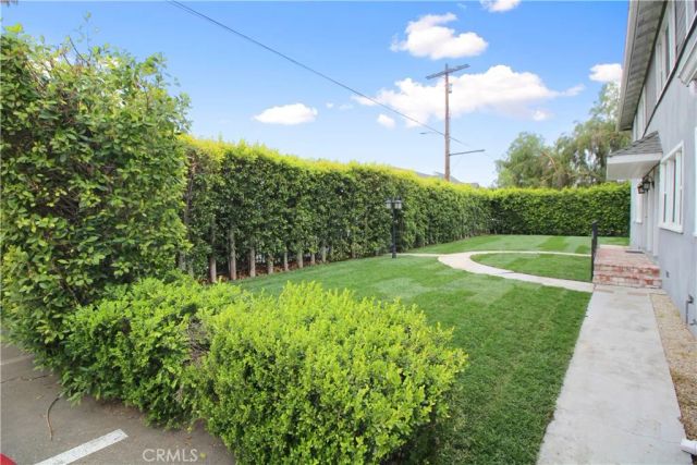 13573 Moorpark Street, Sherman Oaks, CA 91423