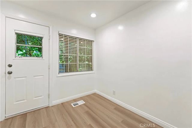 13573 Moorpark Street, Sherman Oaks, CA 91423