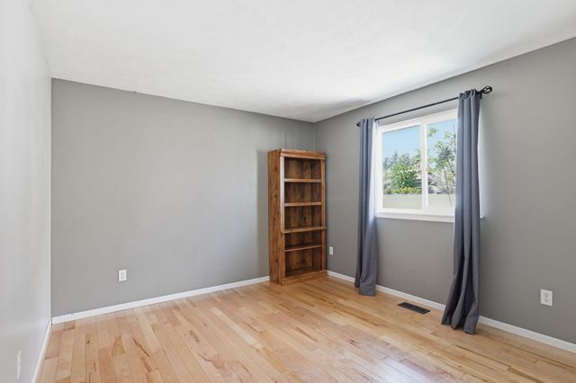 11519 E 34th Ave, Spokane Valley, WA 99206