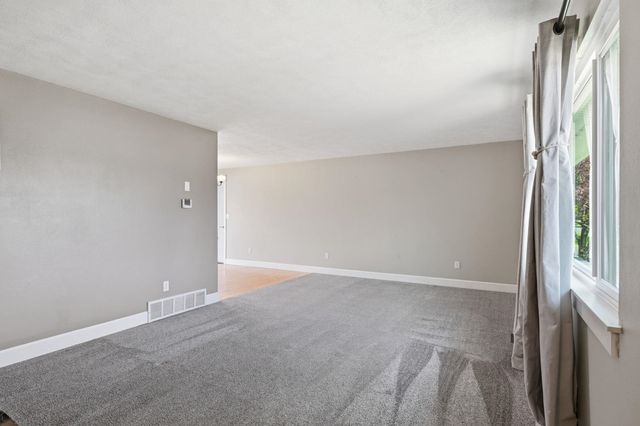 11519 E 34th Ave, Spokane Valley, WA 99206