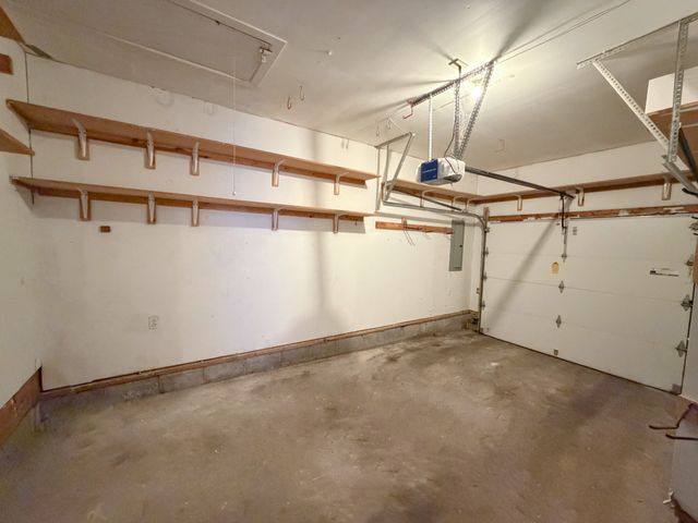 108 White Oak Ct, Hendersonville, TN 37075