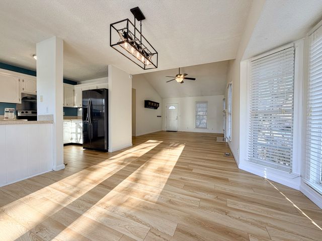 108 White Oak Ct, Hendersonville, TN 37075