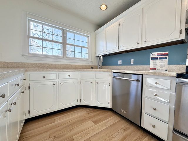 108 White Oak Ct, Hendersonville, TN 37075