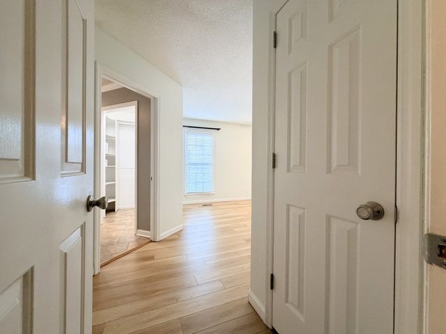 108 White Oak Ct, Hendersonville, TN 37075