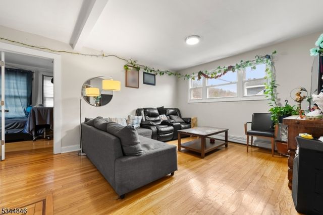 117 Valley Rd, Clifton City, NJ 07013