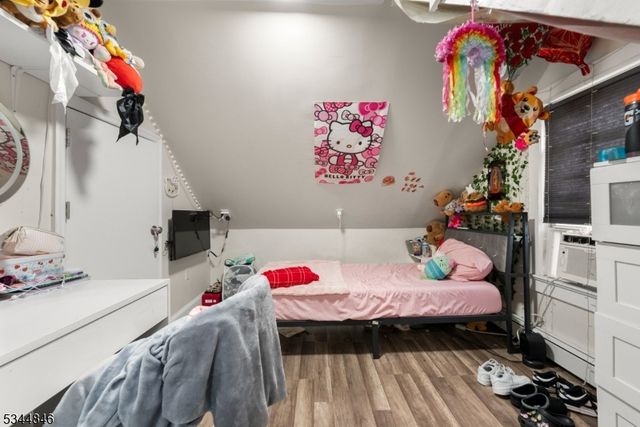 117 Valley Rd, Clifton City, NJ 07013