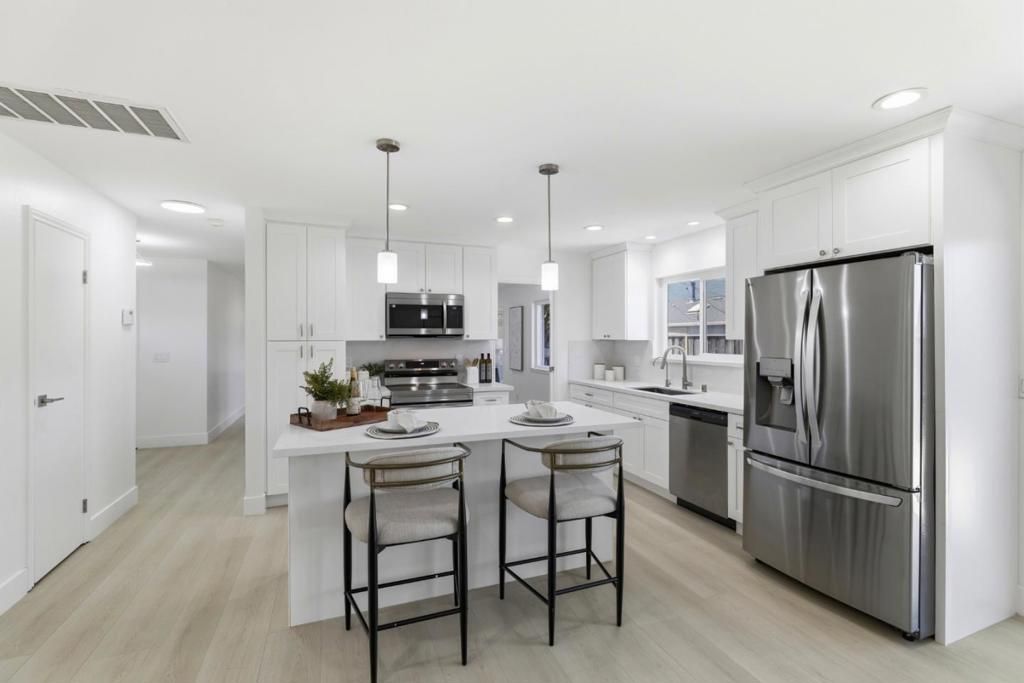 Image 12 of property listing at 6385 Tamalpais Avenue, San Jose, CA 95120