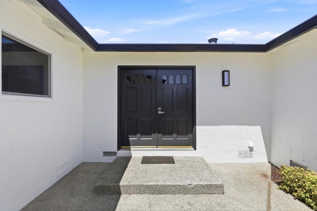 Image 2 of property listing at 6385 Tamalpais Avenue, San Jose, CA 95120