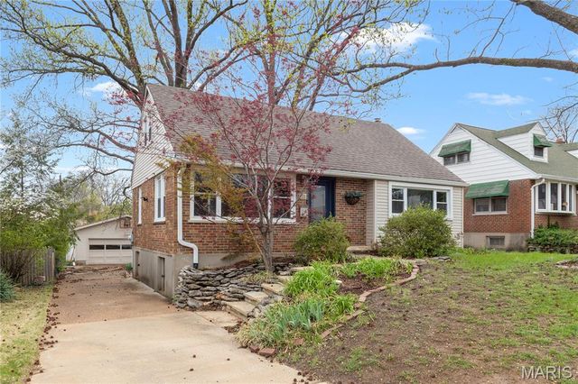 9723 Whitestone Terrace, Rock Hill, MO 63119