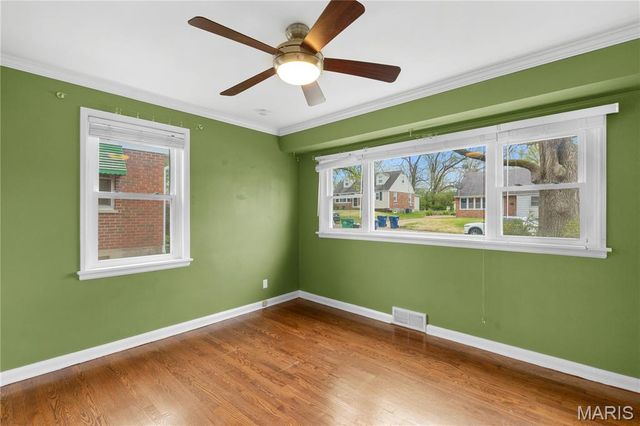 9723 Whitestone Terrace, Rock Hill, MO 63119