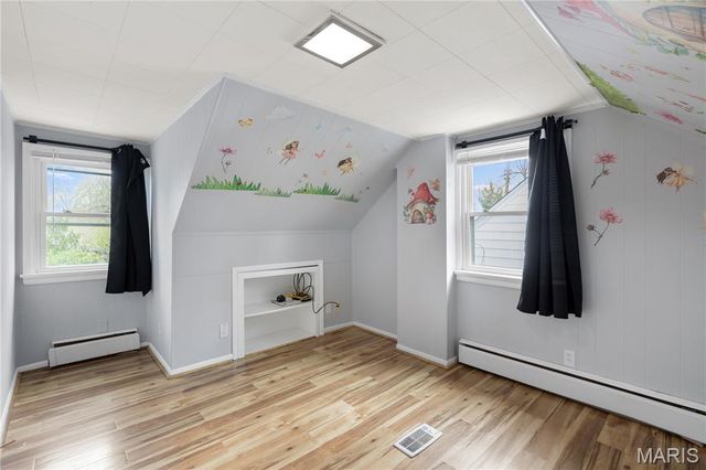 9723 Whitestone Terrace, Rock Hill, MO 63119