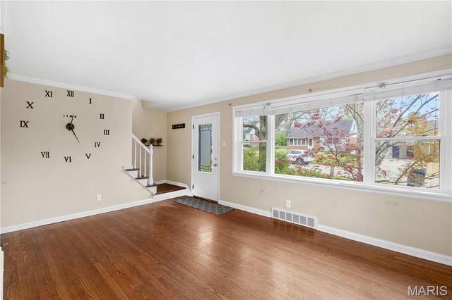 9723 Whitestone Terrace, Rock Hill, MO 63119