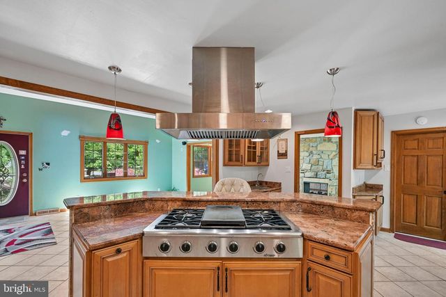 403 DOGWOOD AVE, Egg Harbor Township, NJ 08234