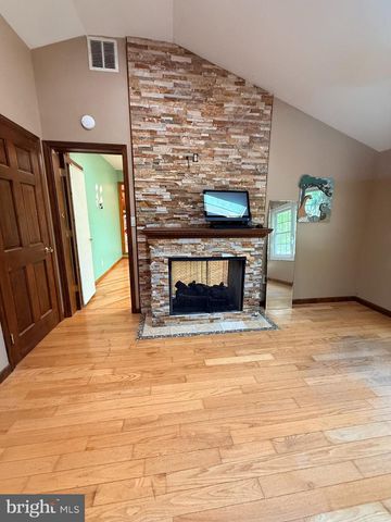403 DOGWOOD AVE, Egg Harbor Township, NJ 08234