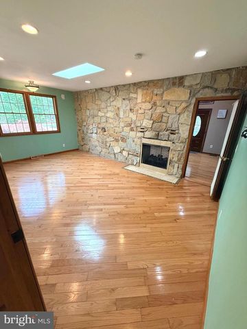 403 DOGWOOD AVE, Egg Harbor Township, NJ 08234