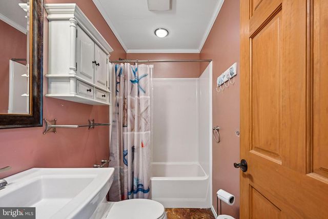 403 DOGWOOD AVE, Egg Harbor Township, NJ 08234