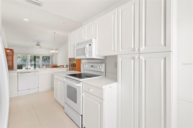 7069 STRAND CIRCLE 201, Bradenton, FL 34203