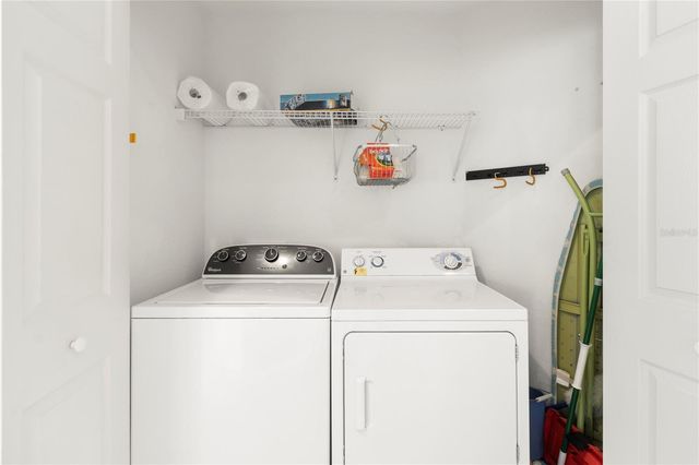 7069 STRAND CIRCLE 201, Bradenton, FL 34203