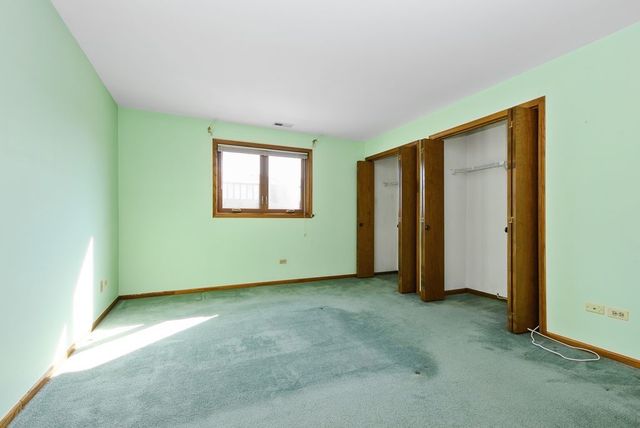 15704 Deerfield Court 2N, Orland Park, IL 60462