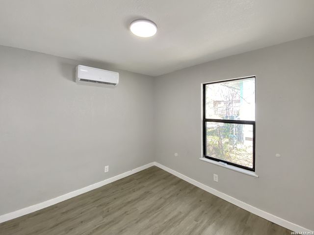 5423 Indian Desert, San Antonio, TX 78242