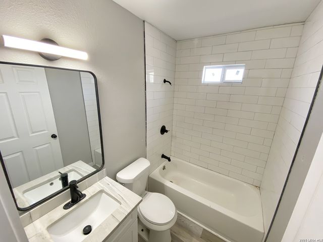 5423 Indian Desert, San Antonio, TX 78242