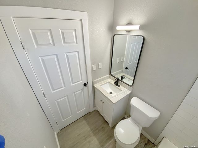 5423 Indian Desert, San Antonio, TX 78242