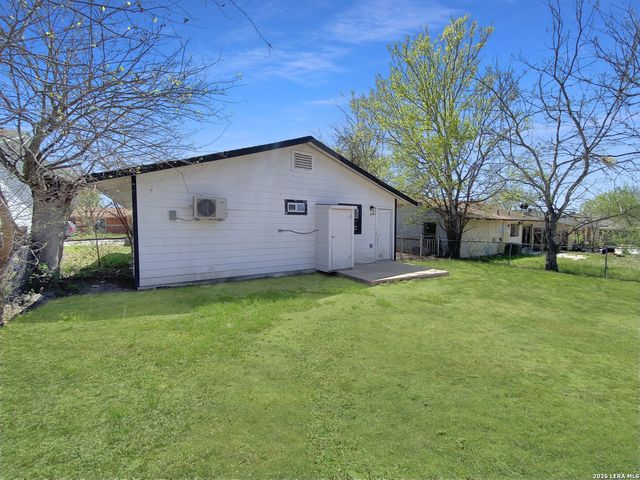 5423 Indian Desert, San Antonio, TX 78242