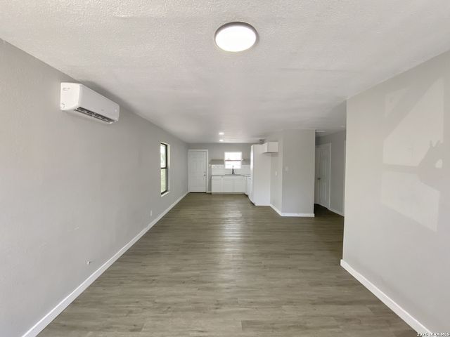 5423 Indian Desert, San Antonio, TX 78242