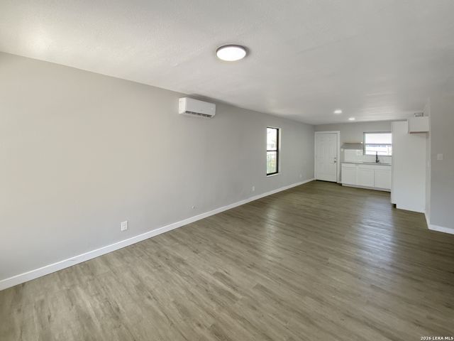 5423 Indian Desert, San Antonio, TX 78242