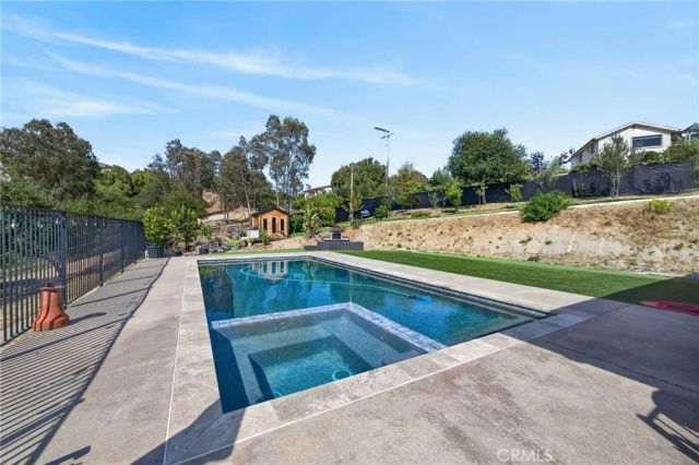 2914 Vista Del Rio, Fallbrook, CA 92028