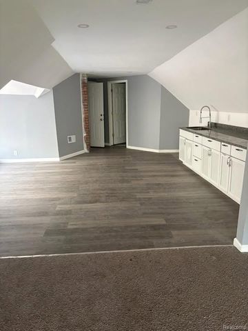 1561 W Grand Boulevard, Detroit, MI 48208