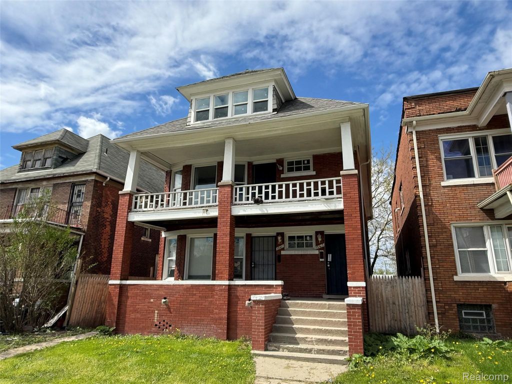 1561 W Grand Boulevard, Detroit, MI 48208